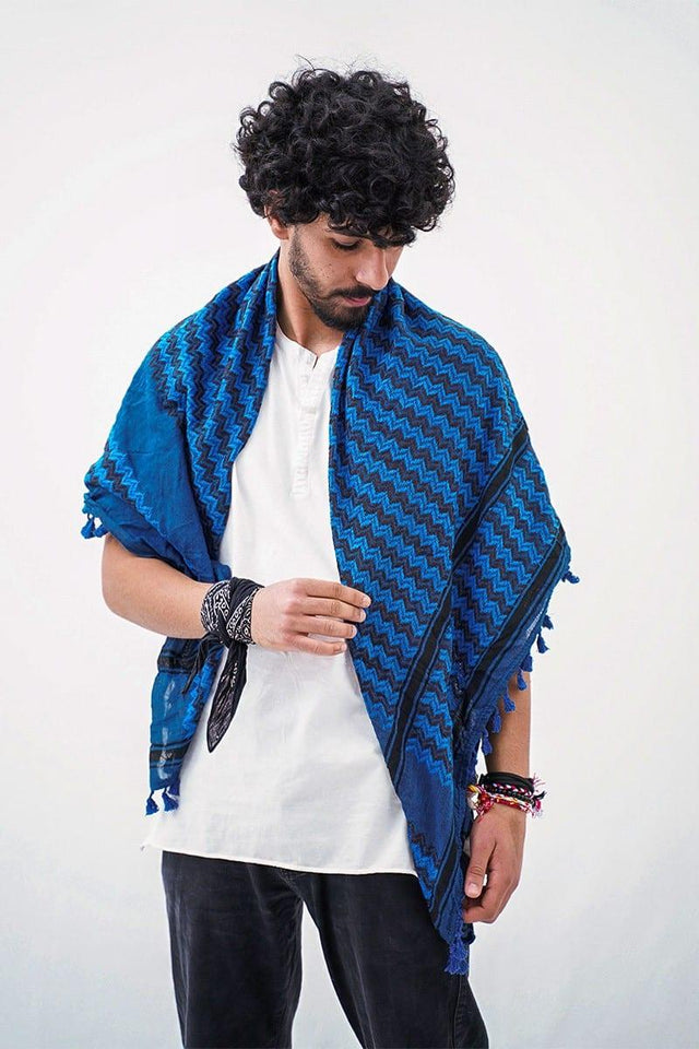 Authentic keffiyeh shipped globally