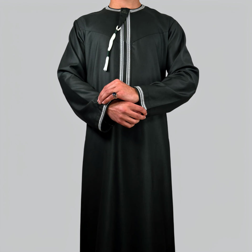 The Salalah Emerald Omani Thobe