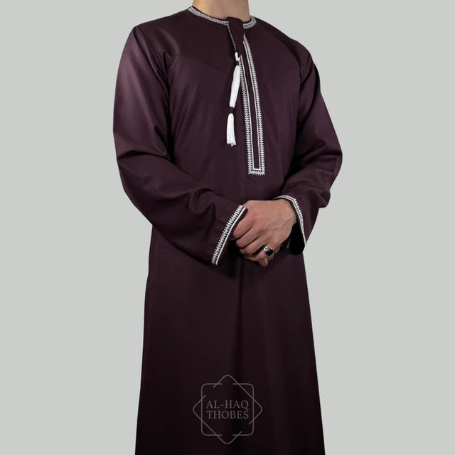 The Rustaq Burgundy Omani Thobe